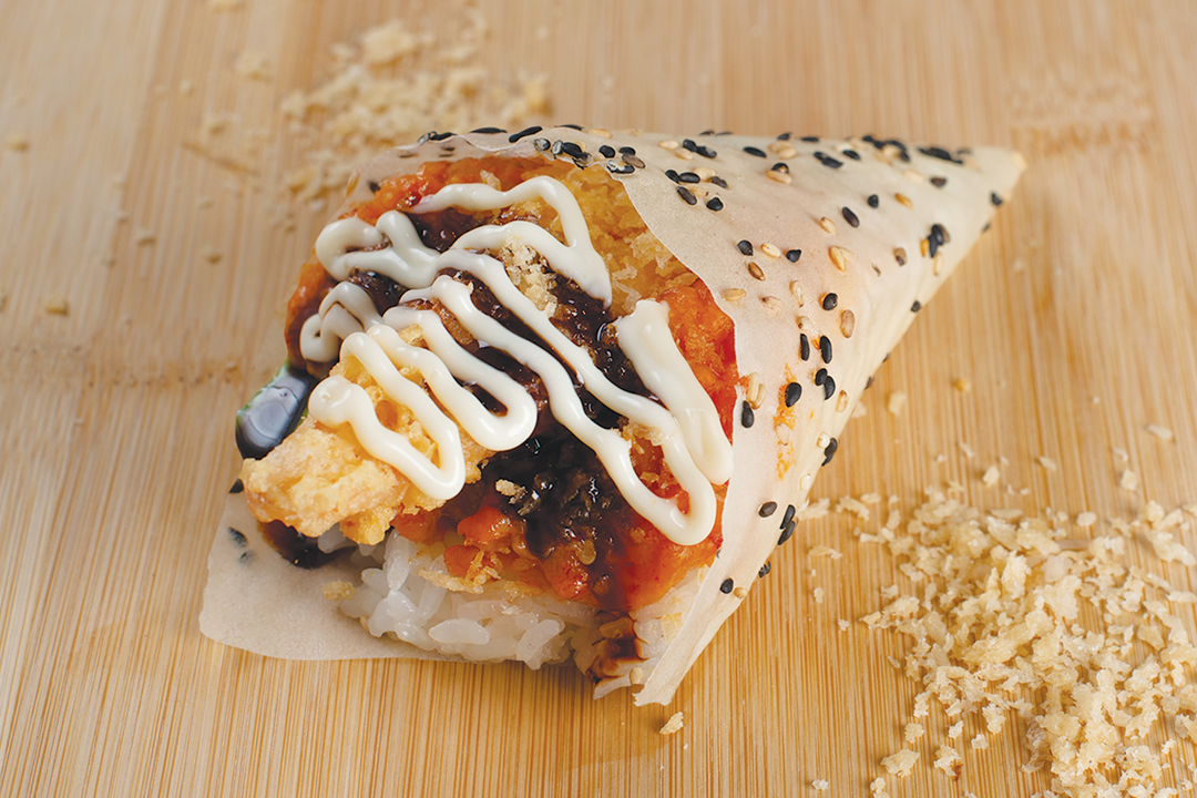 Spicy Salmon Crunchy Hand Roll - Soy Paper*